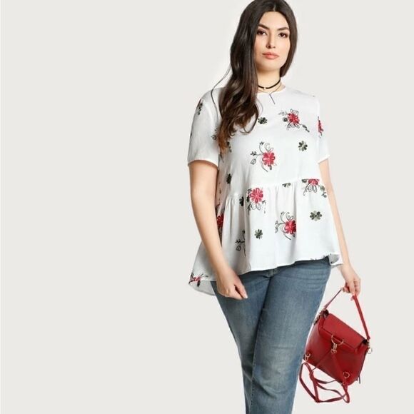 Nwot, Shein large top, floral peplum blouse - Picture 2 of 10